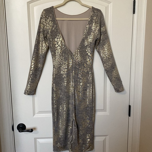 DRESS THE POPULATION Emery Midi dress Womens M Metallic snake Print Festive - Picture 3 of 10